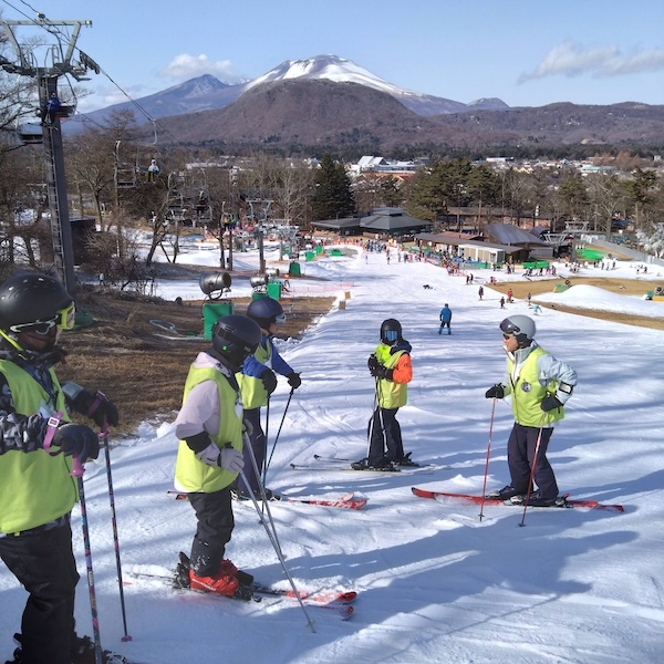 ゲレンデで講習中