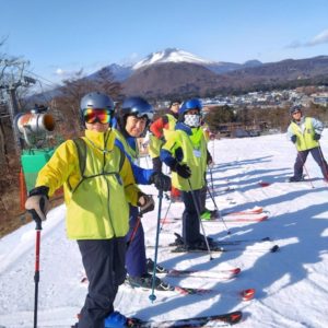 ゲレンデで記念撮影