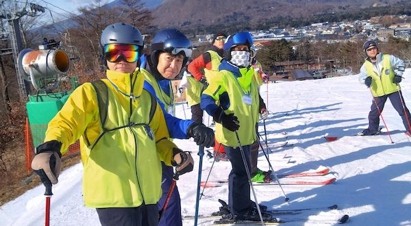 ゲレンデで記念撮影