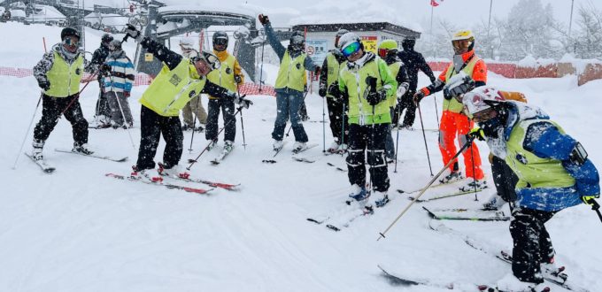 大雪の岩原スキー場